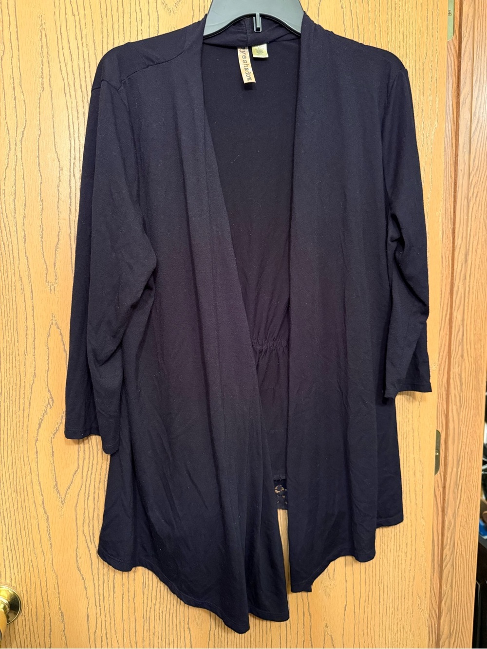 Eyeshadow. Black cardigan size XL